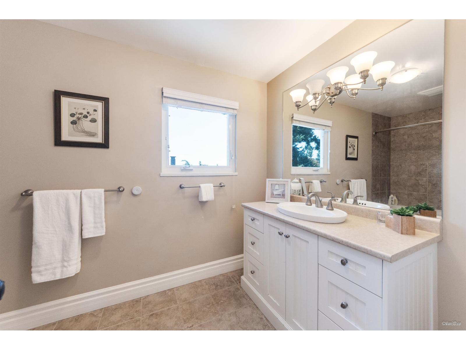 15552 Vista Drive, White Rock, British Columbia  V4B 5H8 - Photo 20 - R3058724