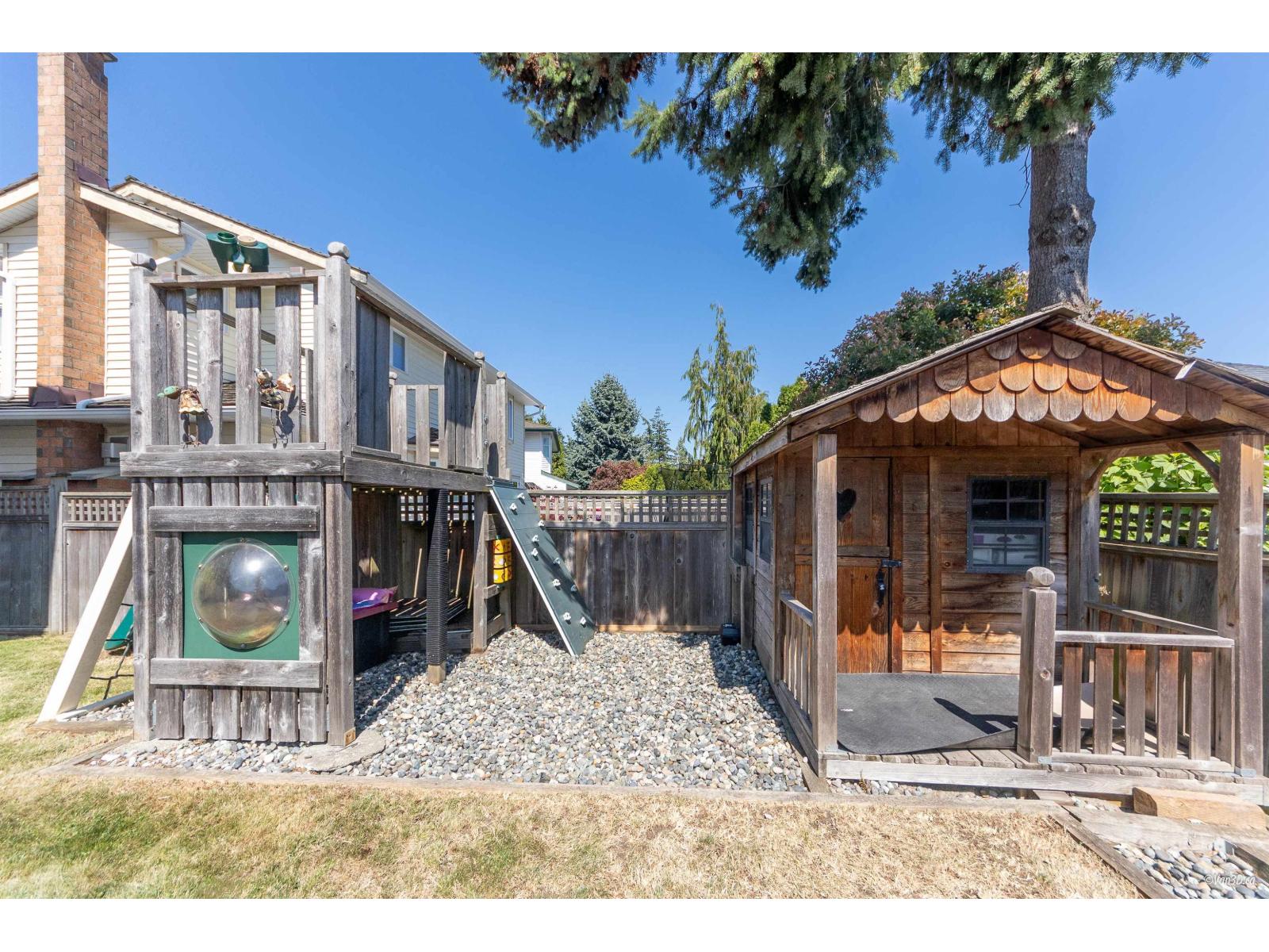15552 Vista Drive, White Rock, British Columbia  V4B 5H8 - Photo 29 - R3058724