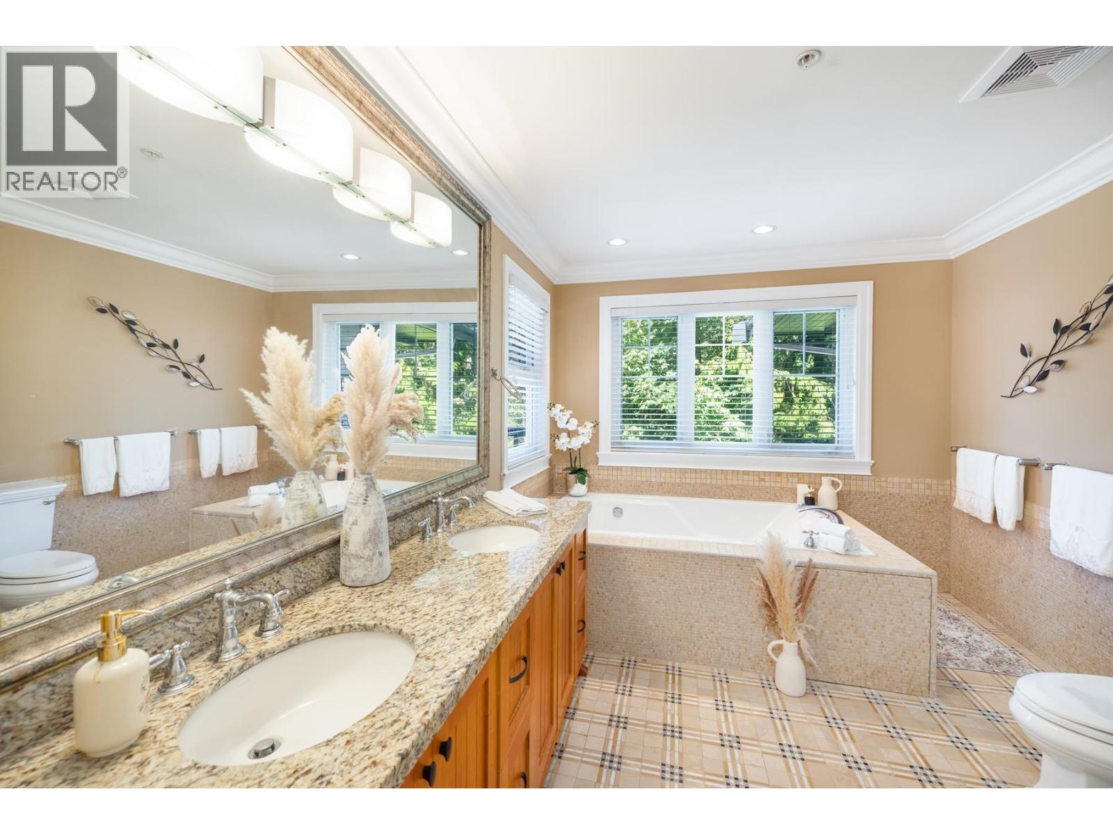5671 Westport Road, West Vancouver, British Columbia  V7W 1V3 - Photo 21 - R3058825