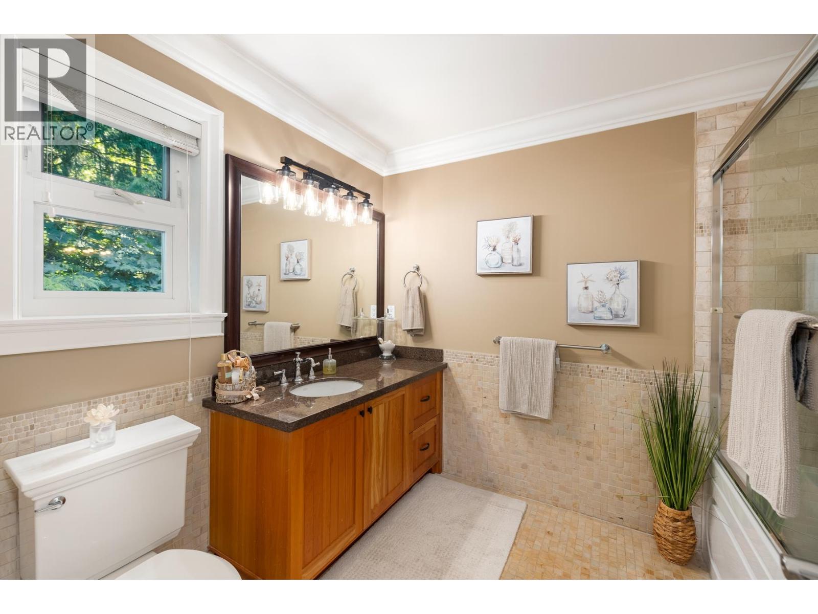 5671 Westport Road, West Vancouver, British Columbia  V7W 1V3 - Photo 24 - R3058825