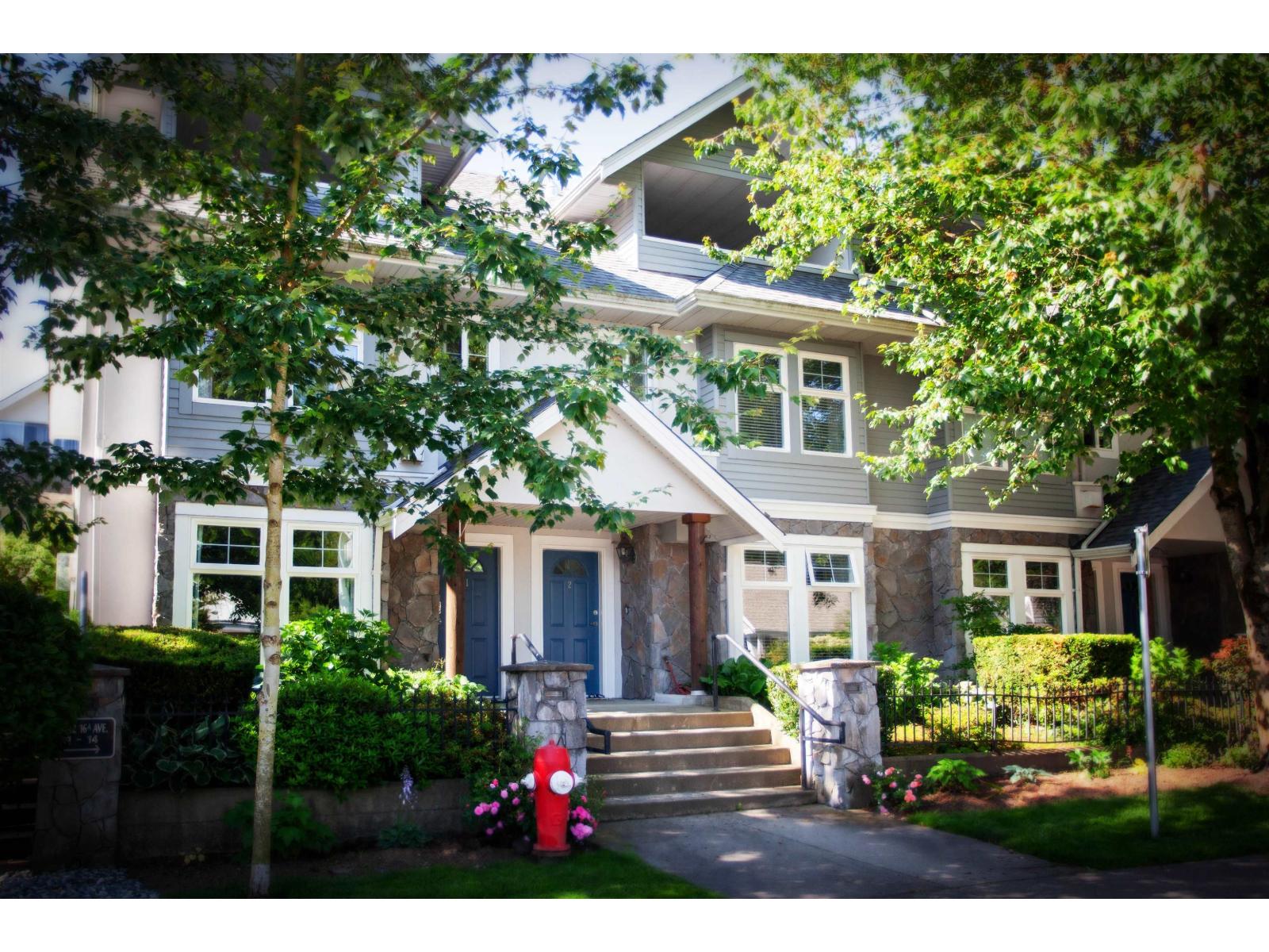 2 15432 16A AVENUE, Surrey, British Columbia