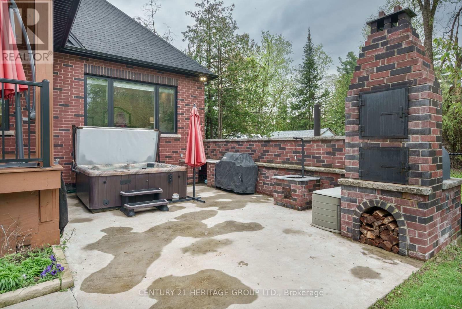 1894 Simcoe Boulevard, Innisfil, Ontario  L9S 4N4 - Photo 26 - N12463843