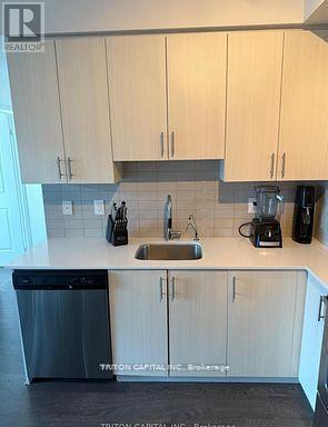 502 - 3700 Highway 7 Road, Vaughan, Ontario  L4L 0G8 - Photo 4 - N12463852