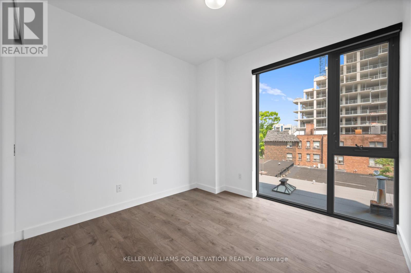 406 - 109 Vaughan Road, Toronto, Ontario  M6C 0B1 - Photo 11 - C12463988
