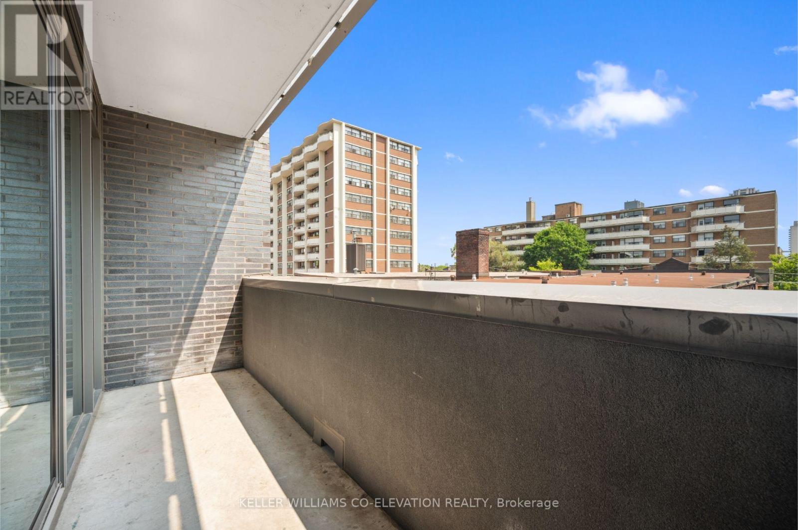406 - 109 Vaughan Road, Toronto, Ontario  M6C 0B1 - Photo 15 - C12463988