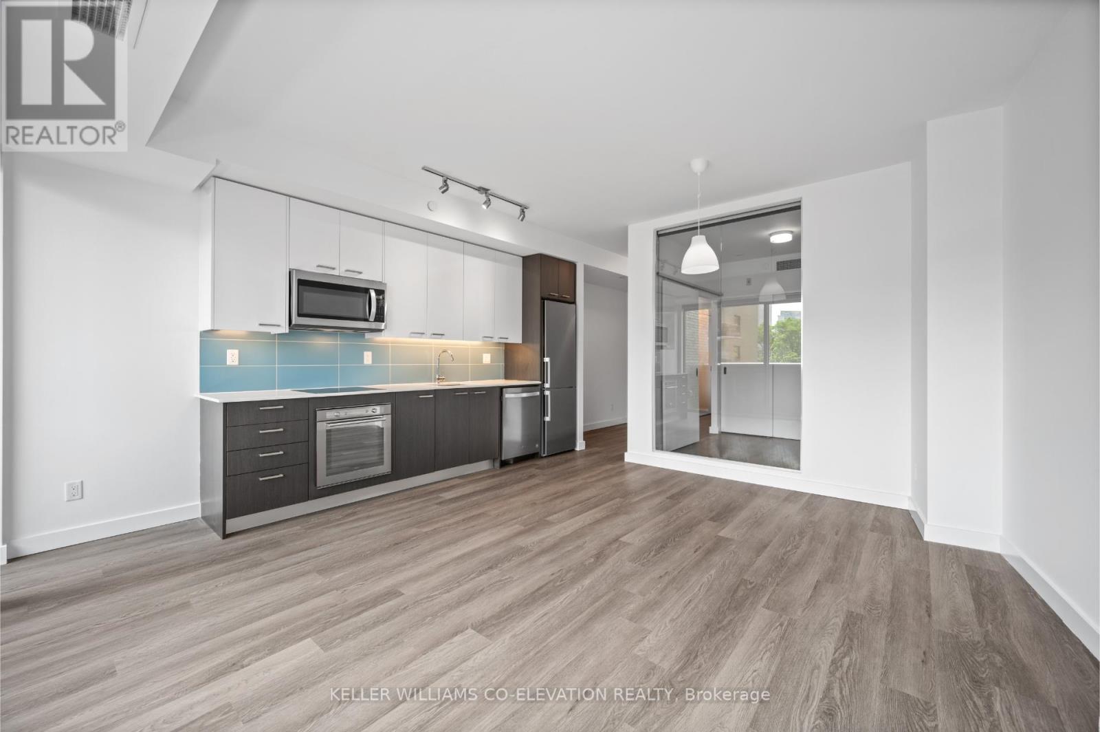 406 - 109 Vaughan Road, Toronto, Ontario  M6C 0B1 - Photo 5 - C12463988
