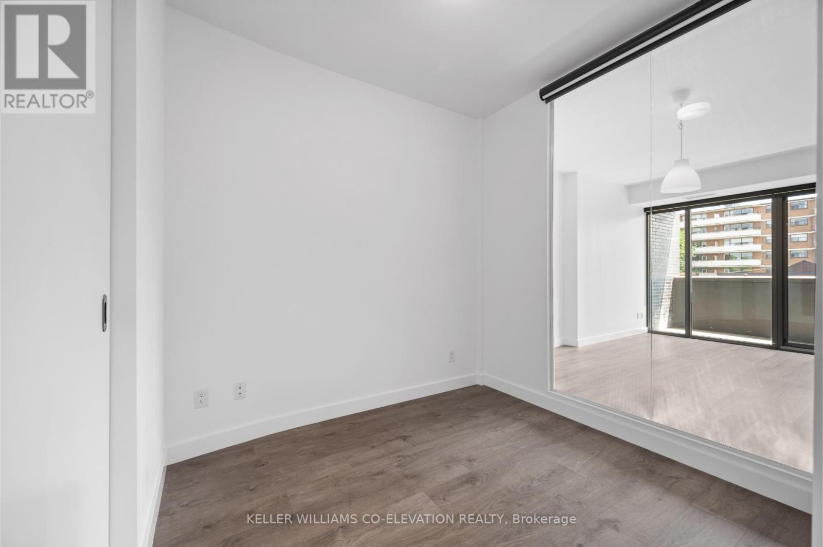 406 - 109 Vaughan Road, Toronto, Ontario  M6C 0B1 - Photo 8 - C12463988