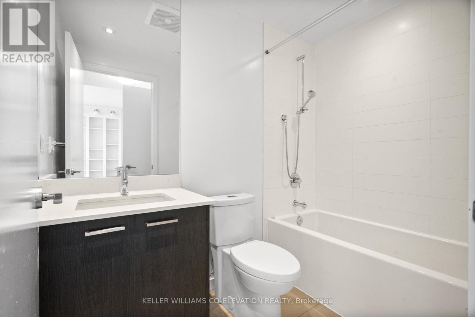 803 - 109 Vaughan Road, Toronto, Ontario  M6C 0B1 - Photo 9 - C12463991