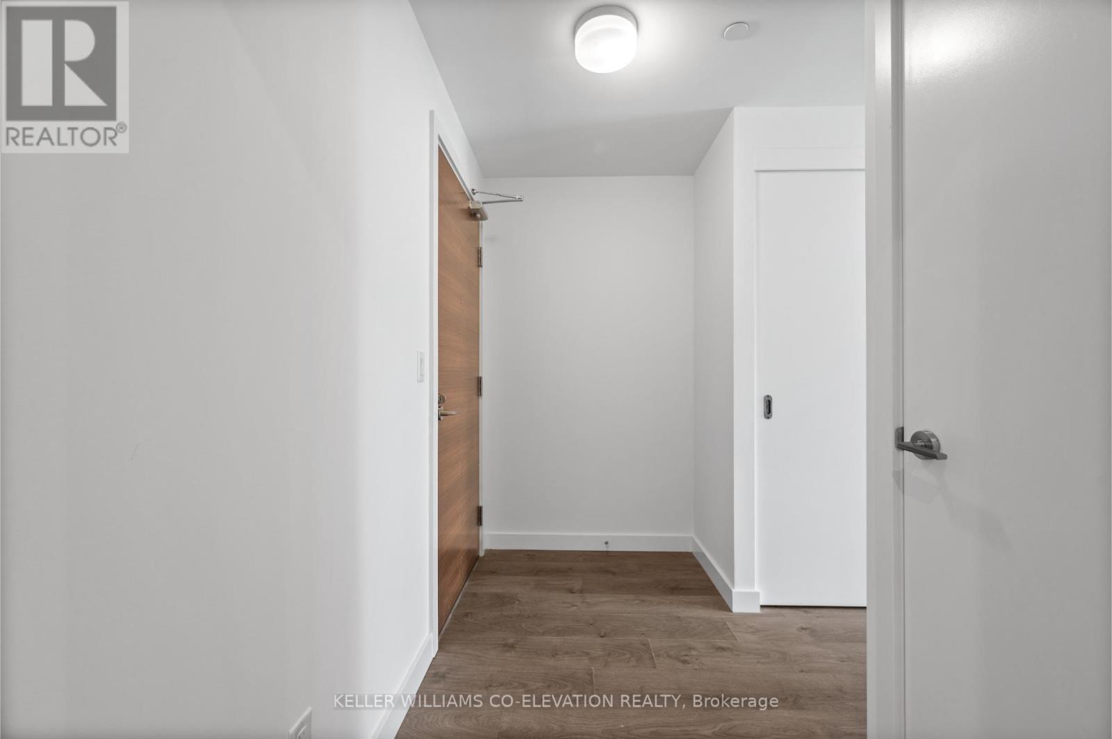 707 - 109 Vaughan Road, Toronto, Ontario  M6C 0B1 - Photo 2 - C12463994