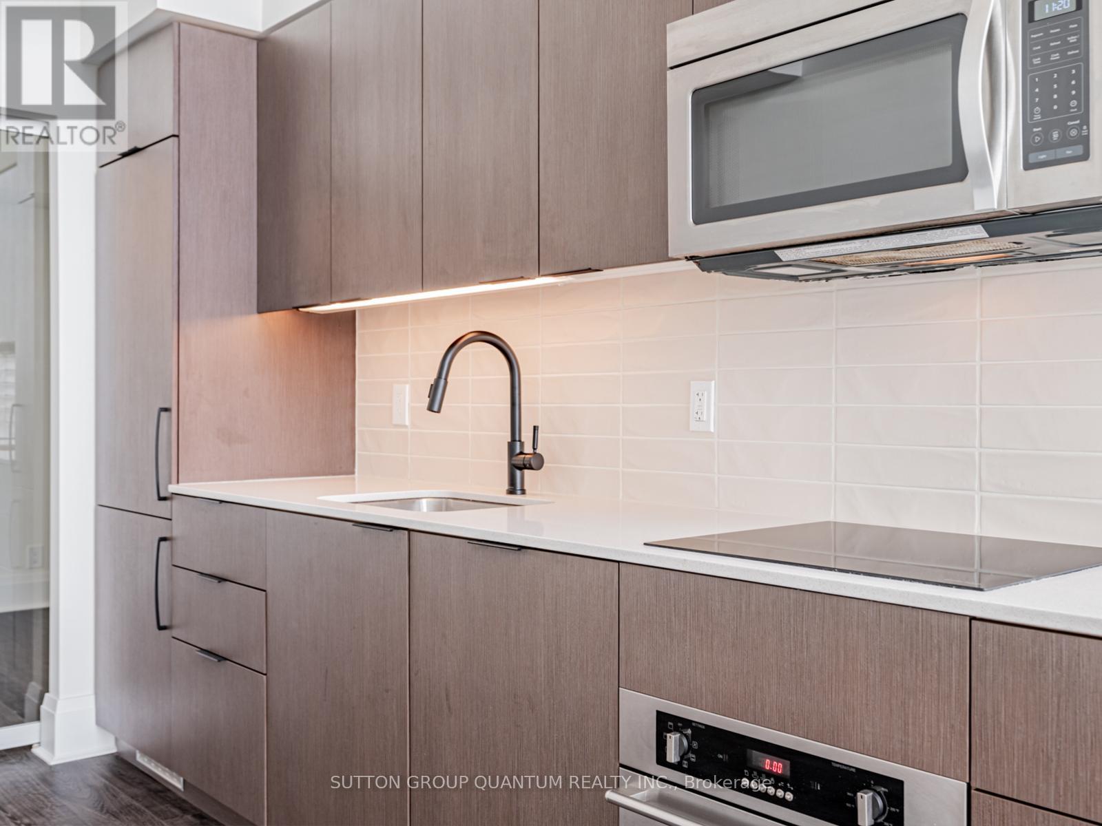 741 - 5 Hanna Avenue, Toronto, Ontario  M6K 0B3 - Photo 17 - C12464012