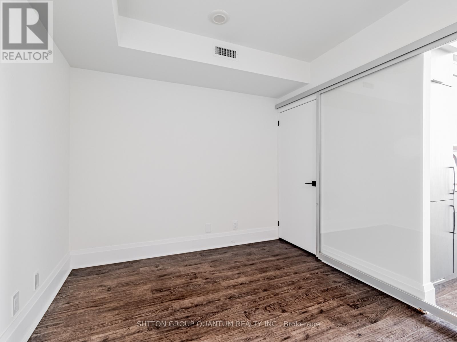 741 - 5 Hanna Avenue, Toronto, Ontario  M6K 0B3 - Photo 21 - C12464012