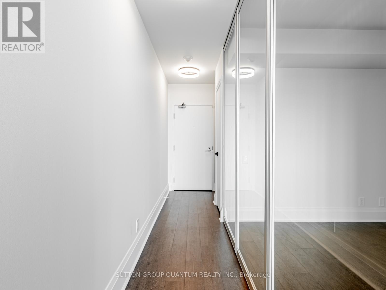 741 - 5 Hanna Avenue, Toronto, Ontario  M6K 0B3 - Photo 7 - C12464012