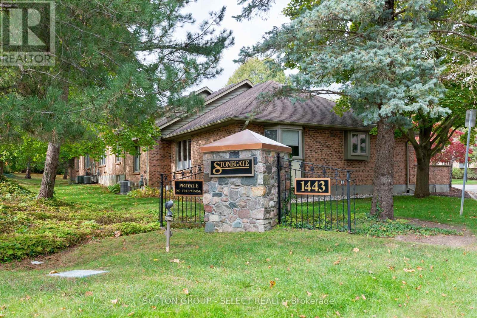 37 - 1443 Commissioners Road W, London South, Ontario  N6K 1E2 - Photo 45 - X12463744