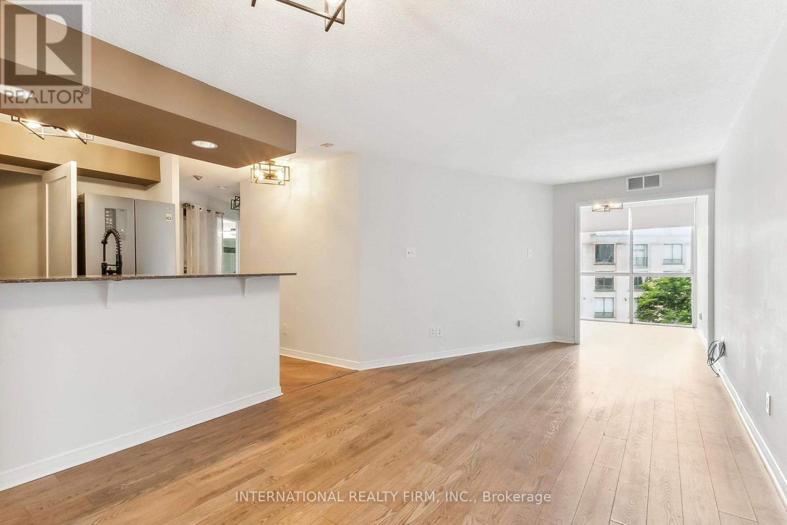 801 King Street, Toronto, Ontario  M5V 3C9 - Photo 15 - C12464048