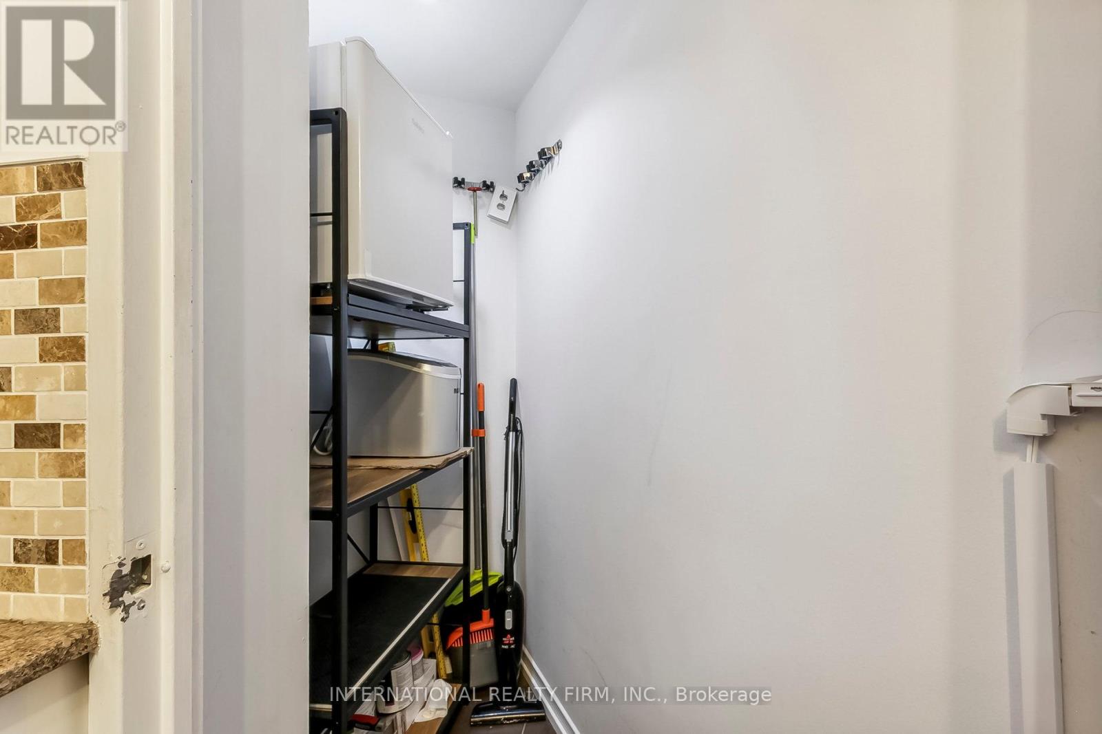 801 King Street, Toronto, Ontario  M5V 3C9 - Photo 29 - C12464048