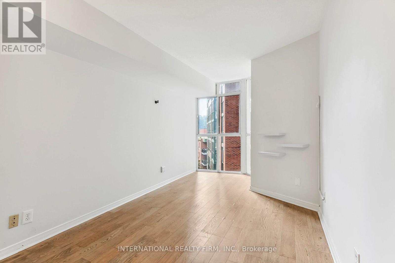801 King Street, Toronto, Ontario  M5V 3C9 - Photo 34 - C12464048