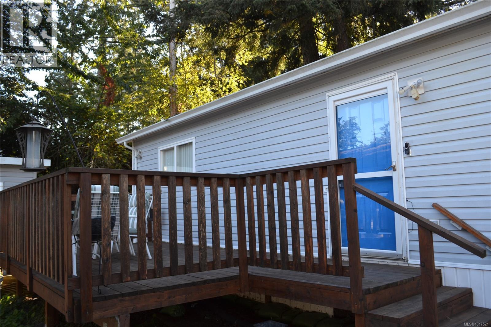 25 1201 Craigflower Rd, View Royal, British Columbia  V9A 2X9 - Photo 3 - 1017521