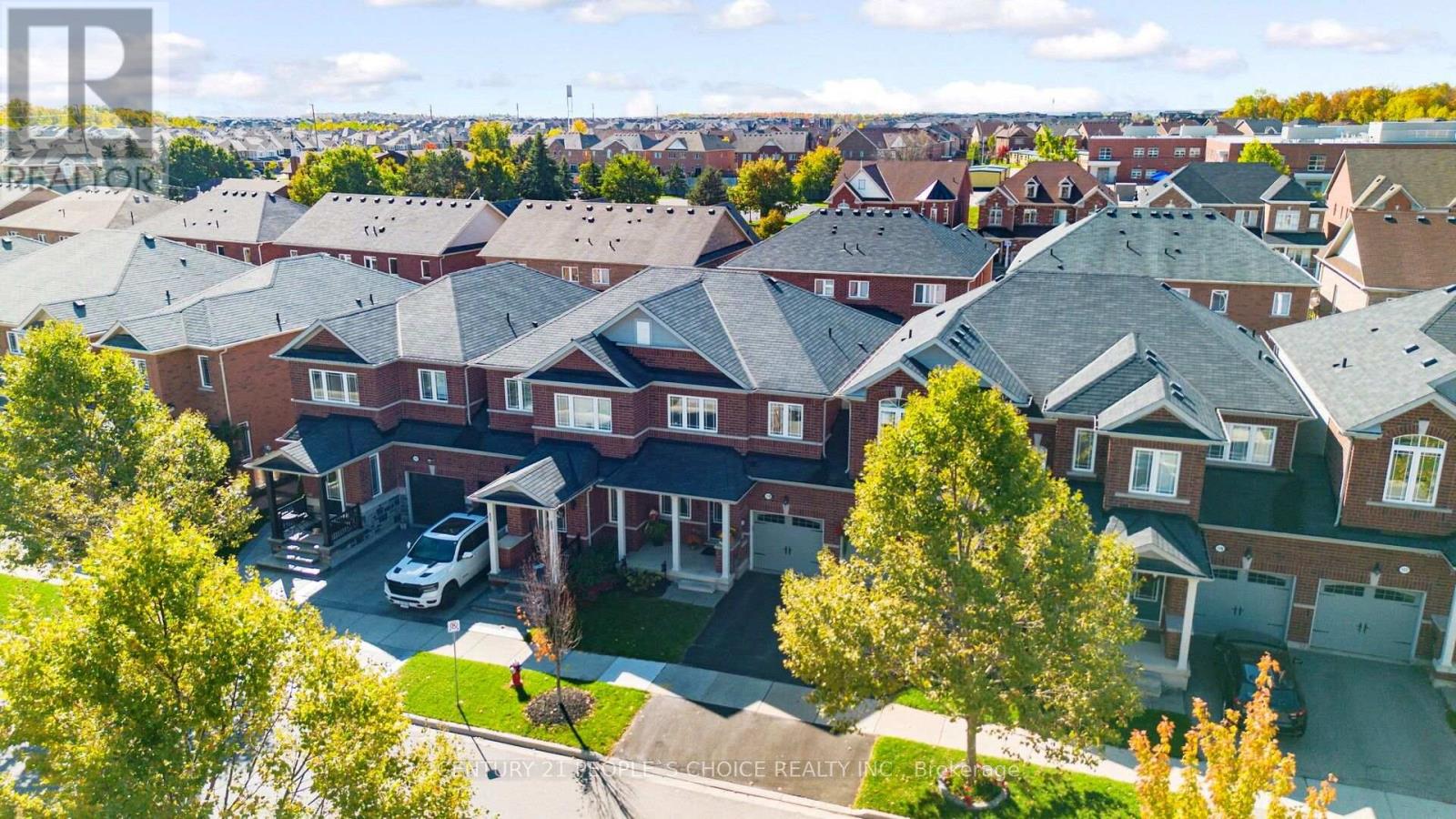 116 Kempenfelt Trail, Brampton, Ontario  L7A 0Z9 - Photo 3 - W12463853