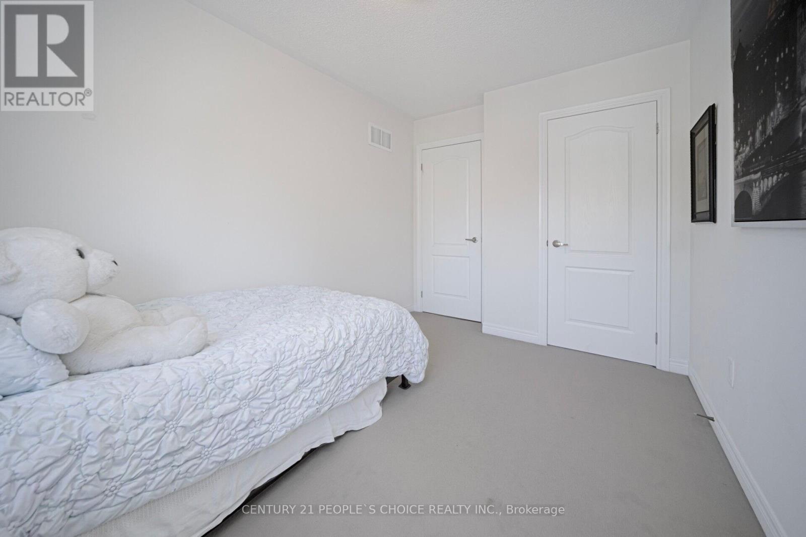 116 Kempenfelt Trail, Brampton, Ontario  L7A 0Z9 - Photo 33 - W12463853