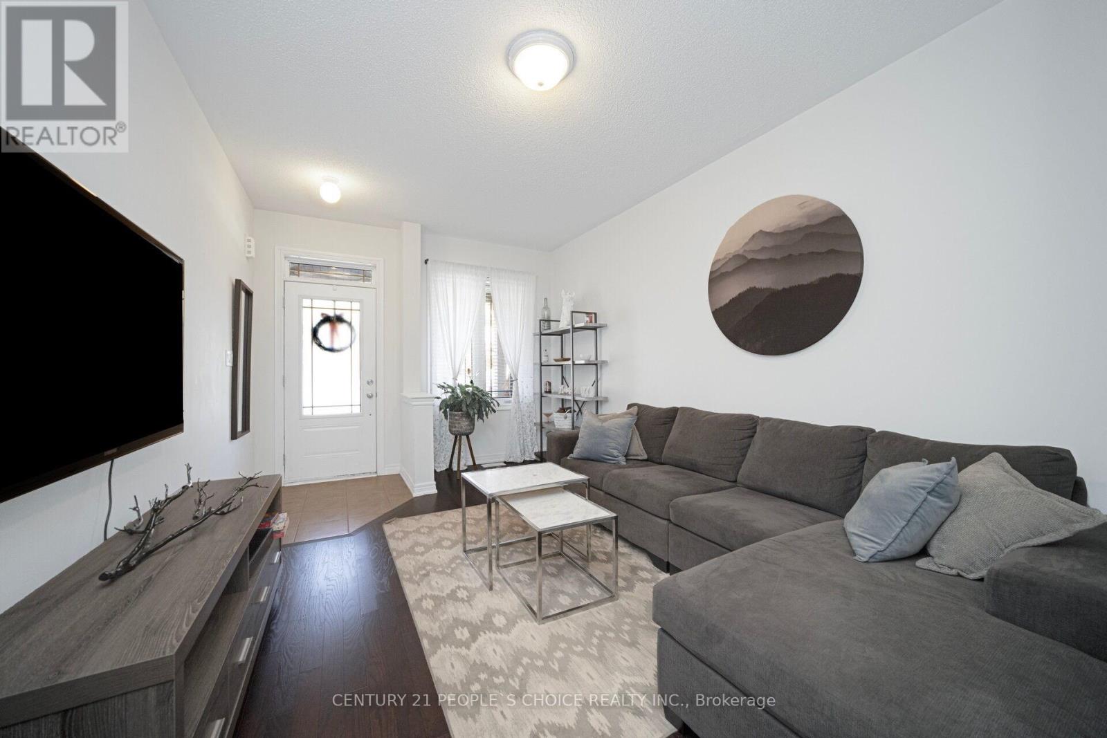 116 Kempenfelt Trail, Brampton, Ontario  L7A 0Z9 - Photo 8 - W12463853