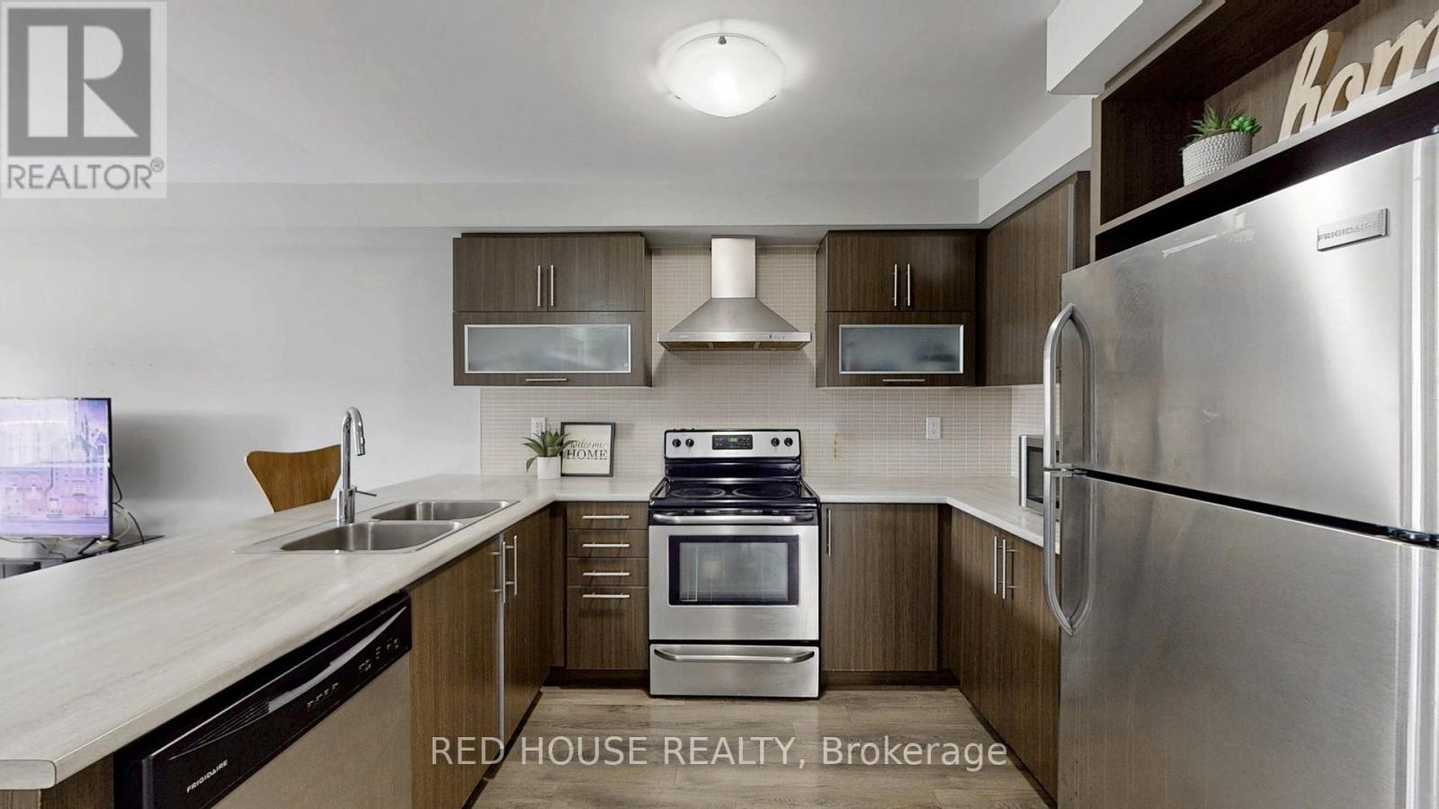 9 Daylight Street, Brampton, Ontario  L7A 4N5 - Photo 10 - W12463867
