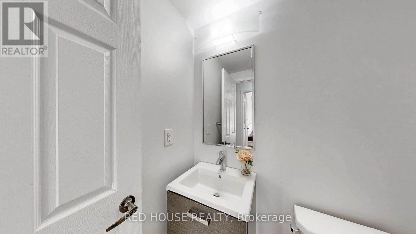 9 Daylight Street, Brampton, Ontario  L7A 4N5 - Photo 16 - W12463867