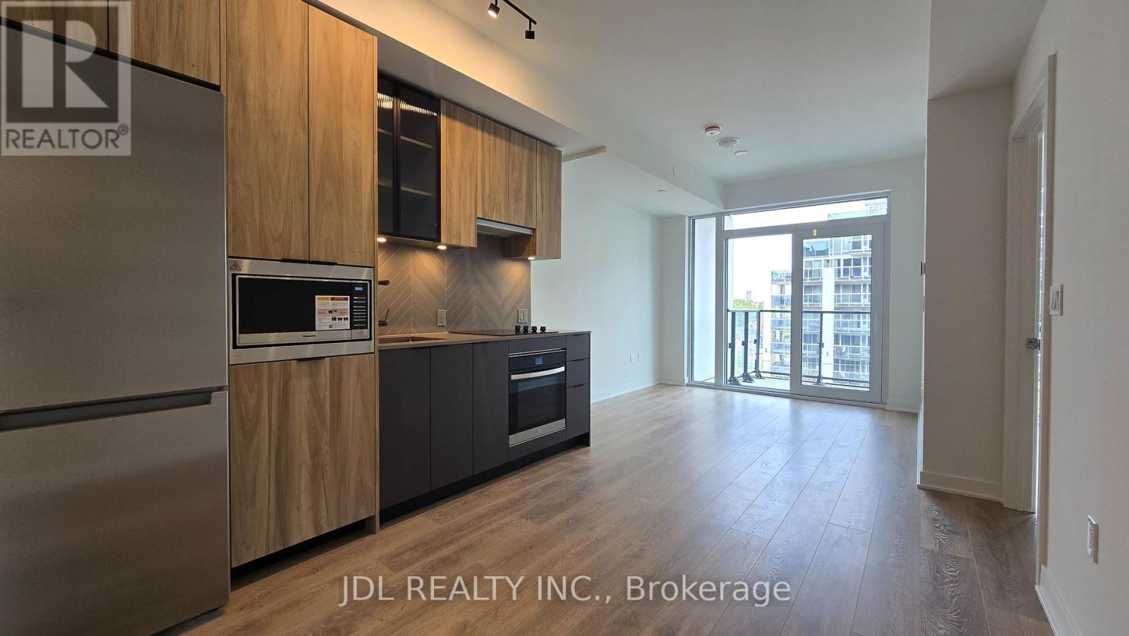 419 - 1037 The Queensway, Toronto, Ontario  M8Z 0H5 - Photo 1 - W12463870