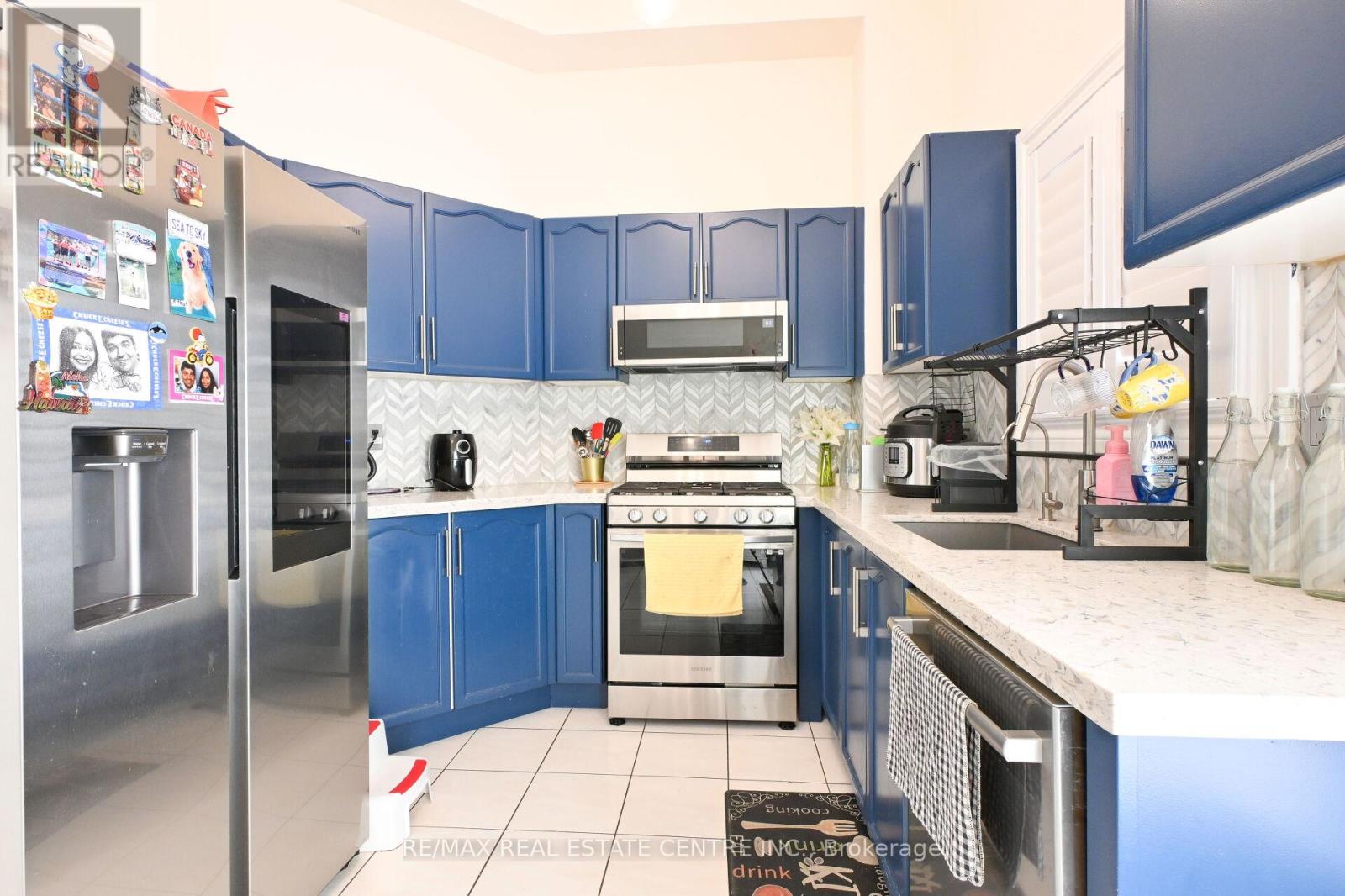 93 Provincial Place, Brampton, Ontario  L6S 6C5 - Photo 18 - W12463881
