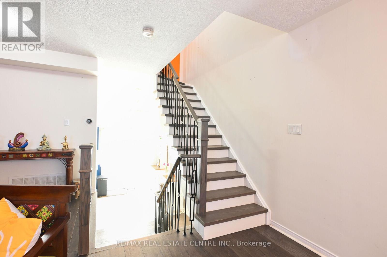 93 Provincial Place, Brampton, Ontario  L6S 6C5 - Photo 26 - W12463881
