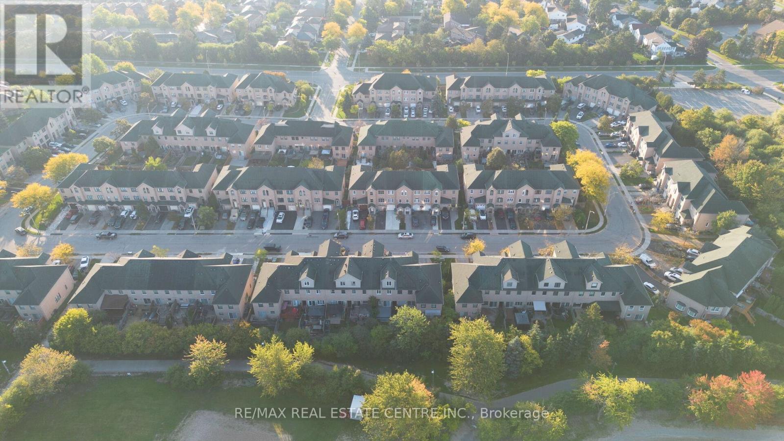 93 Provincial Place, Brampton, Ontario  L6S 6C5 - Photo 5 - W12463881