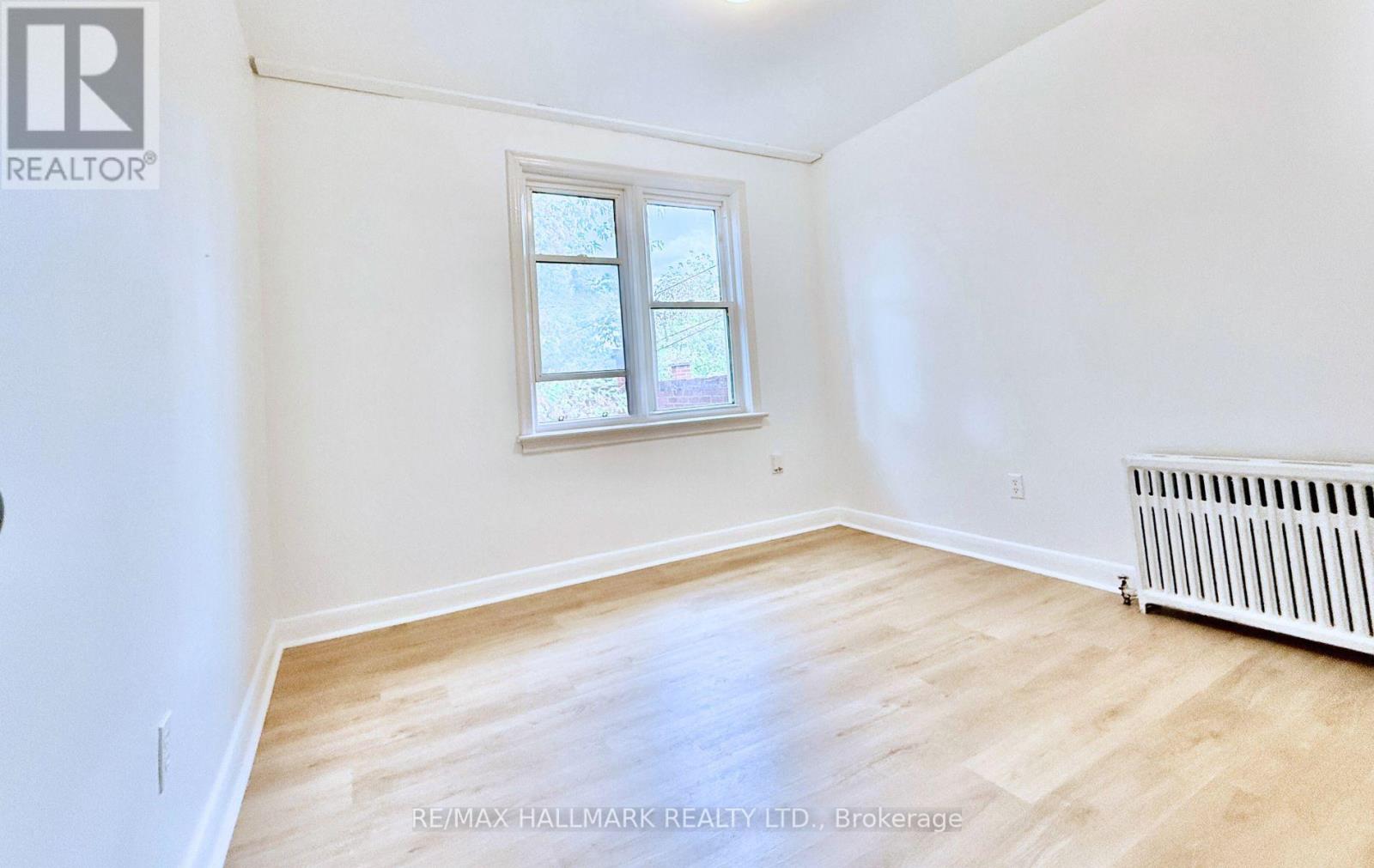 Upper - 314 Browns Line, Toronto, Ontario  M8W 3W2 - Photo 11 - W12463888