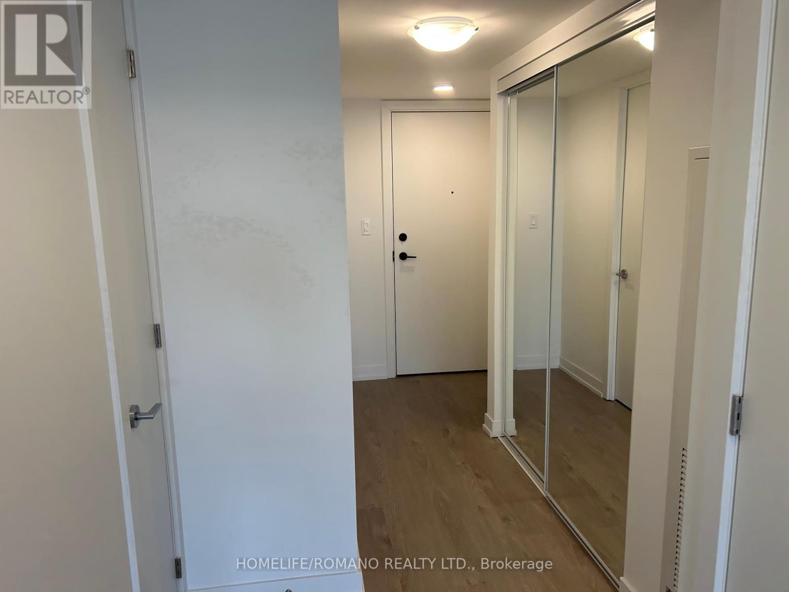 701 - 556 Marlee Avenue, Toronto, Ontario  M6B 0B1 - Photo 11 - W12463894