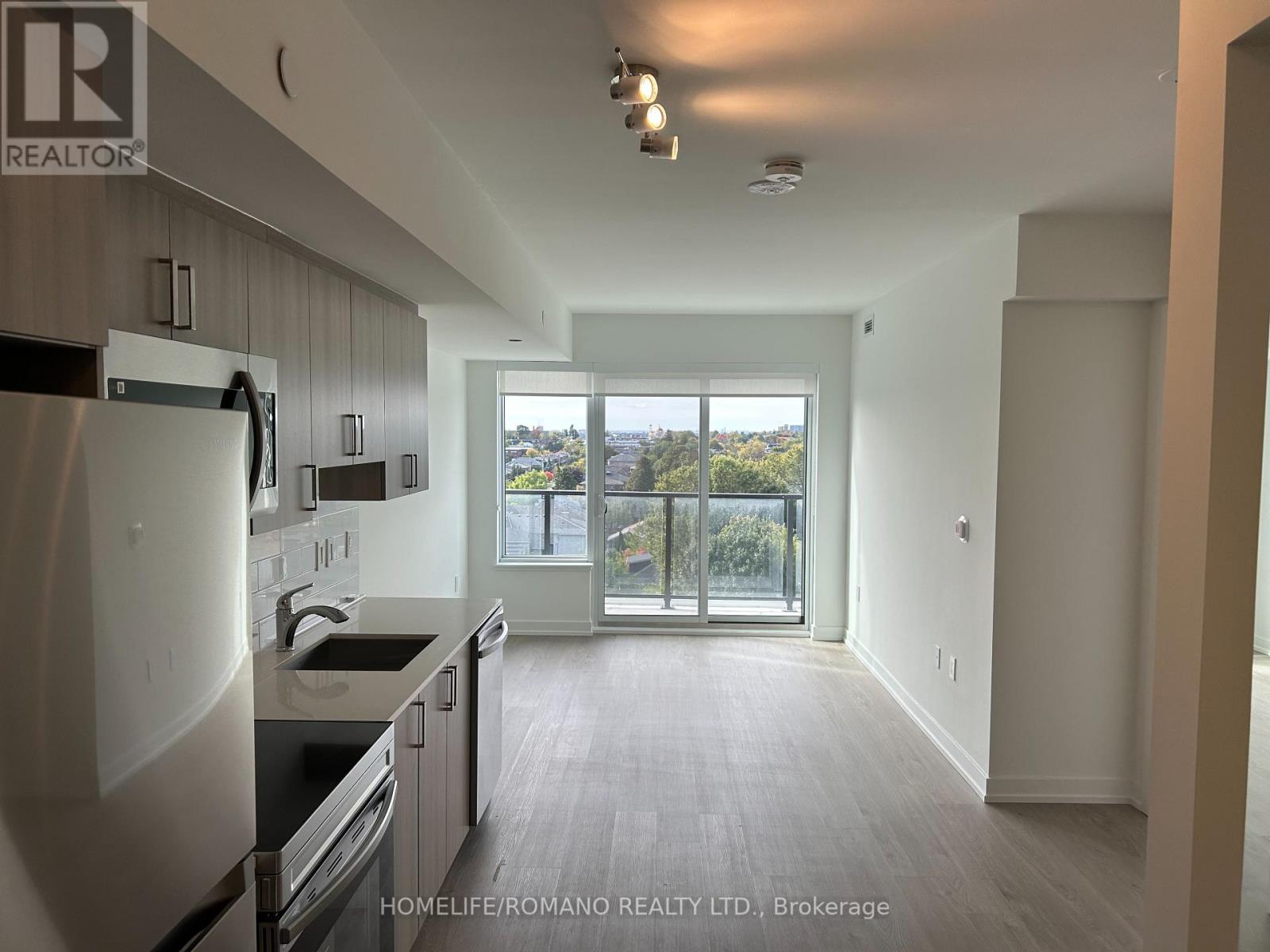 701 - 556 Marlee Avenue, Toronto, Ontario  M6B 0B1 - Photo 2 - W12463894