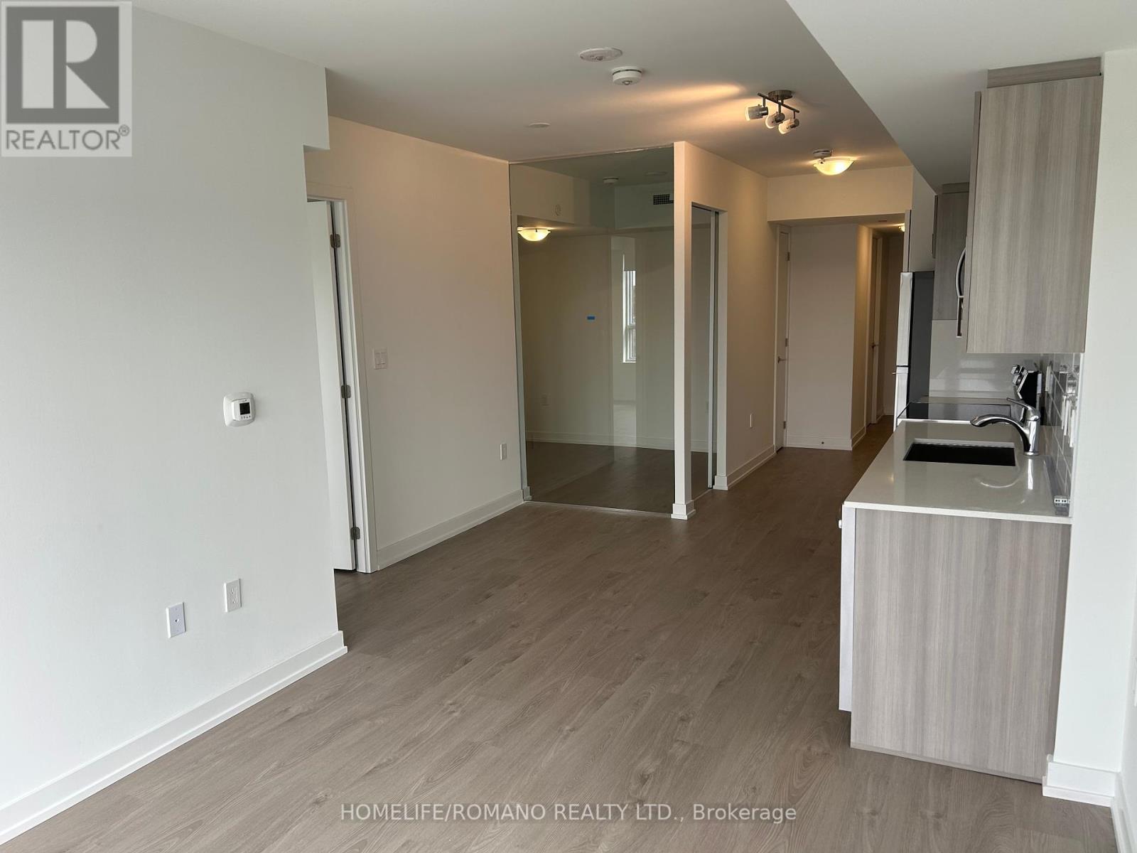 701 - 556 Marlee Avenue, Toronto, Ontario  M6B 0B1 - Photo 3 - W12463894