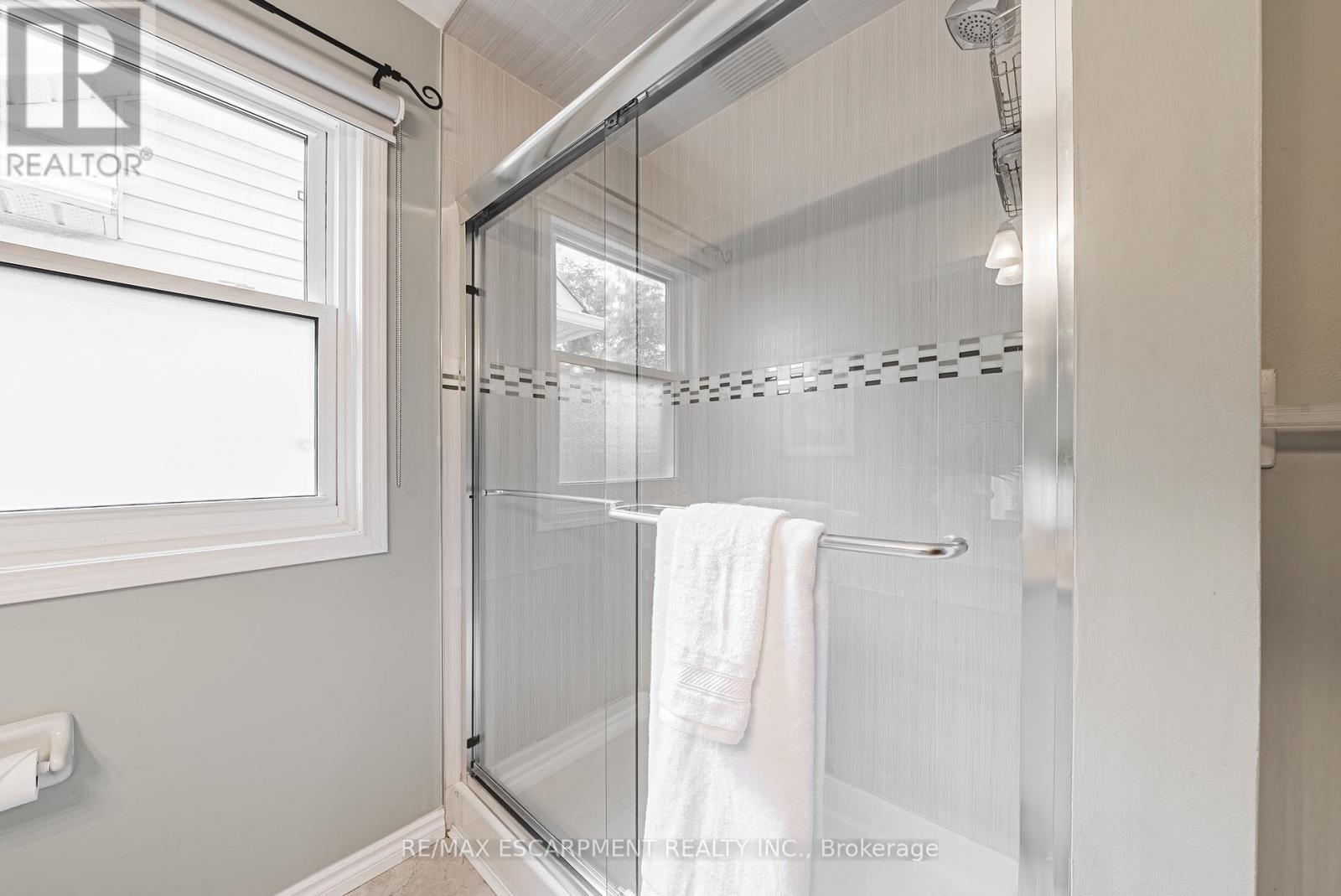5222 Easton Road, Burlington, Ontario  L7L 6N6 - Photo 28 - W12463904