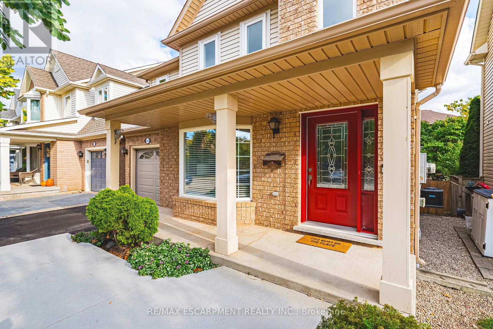 5222 Easton Road, Burlington, Ontario  L7L 6N6 - Photo 5 - W12463904