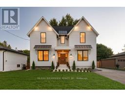 684 PEELE BOULEVARD, Burlington, Ontario