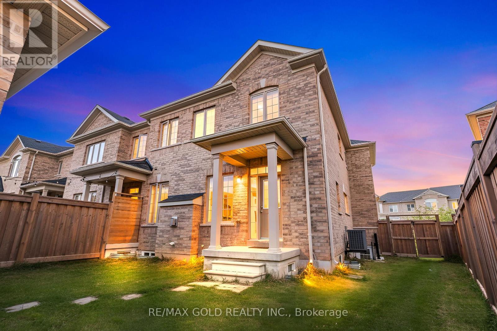 158 Etheridge Avenue, Milton, Ontario  L9E 0A5 - Photo 49 - W12463924