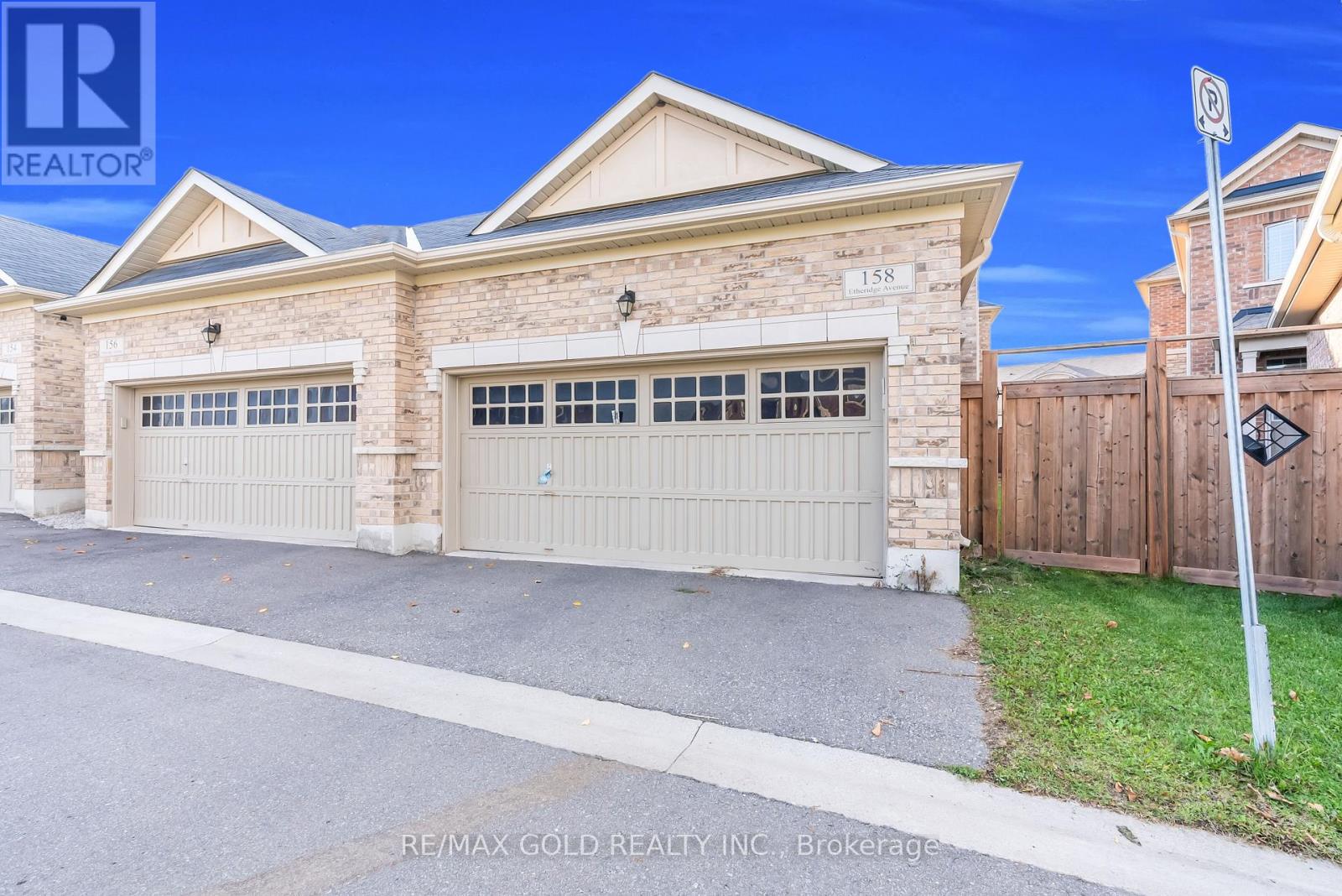 158 Etheridge Avenue, Milton, Ontario  L9E 0A5 - Photo 5 - W12463924