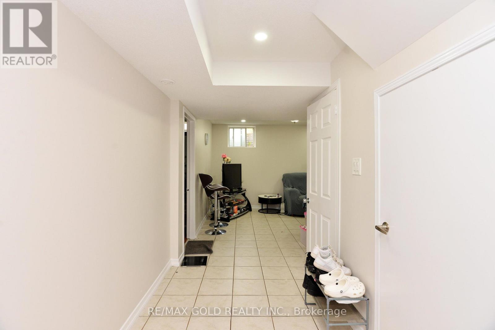 1 Blaketon Court, Brampton, Ontario  L6P 1G4 - Photo 39 - W12463925