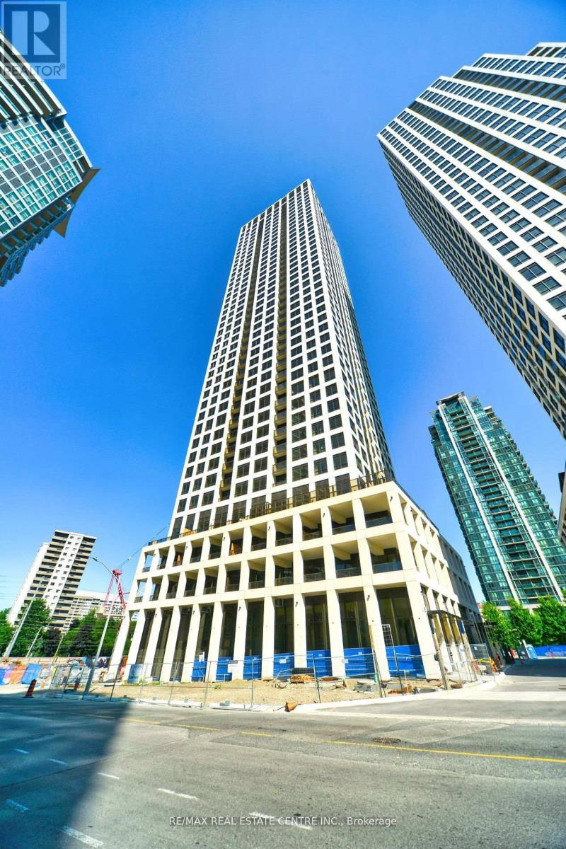 208 - 30 ELM DRIVE W, Mississauga, Ontario