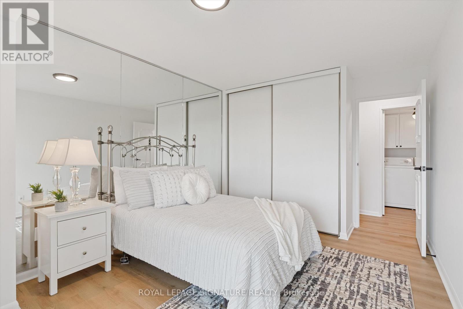 604 - 2185 Marine Drive, Oakville, Ontario  L6L 5L6 - Photo 21 - W12463962