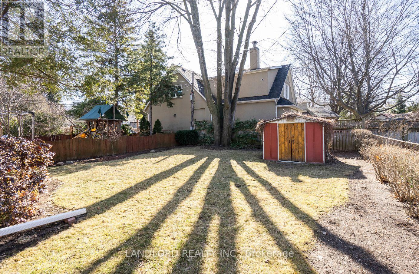 53 Wilgar Road, Toronto, Ontario  M8X 1J8 - Photo 26 - W12463979