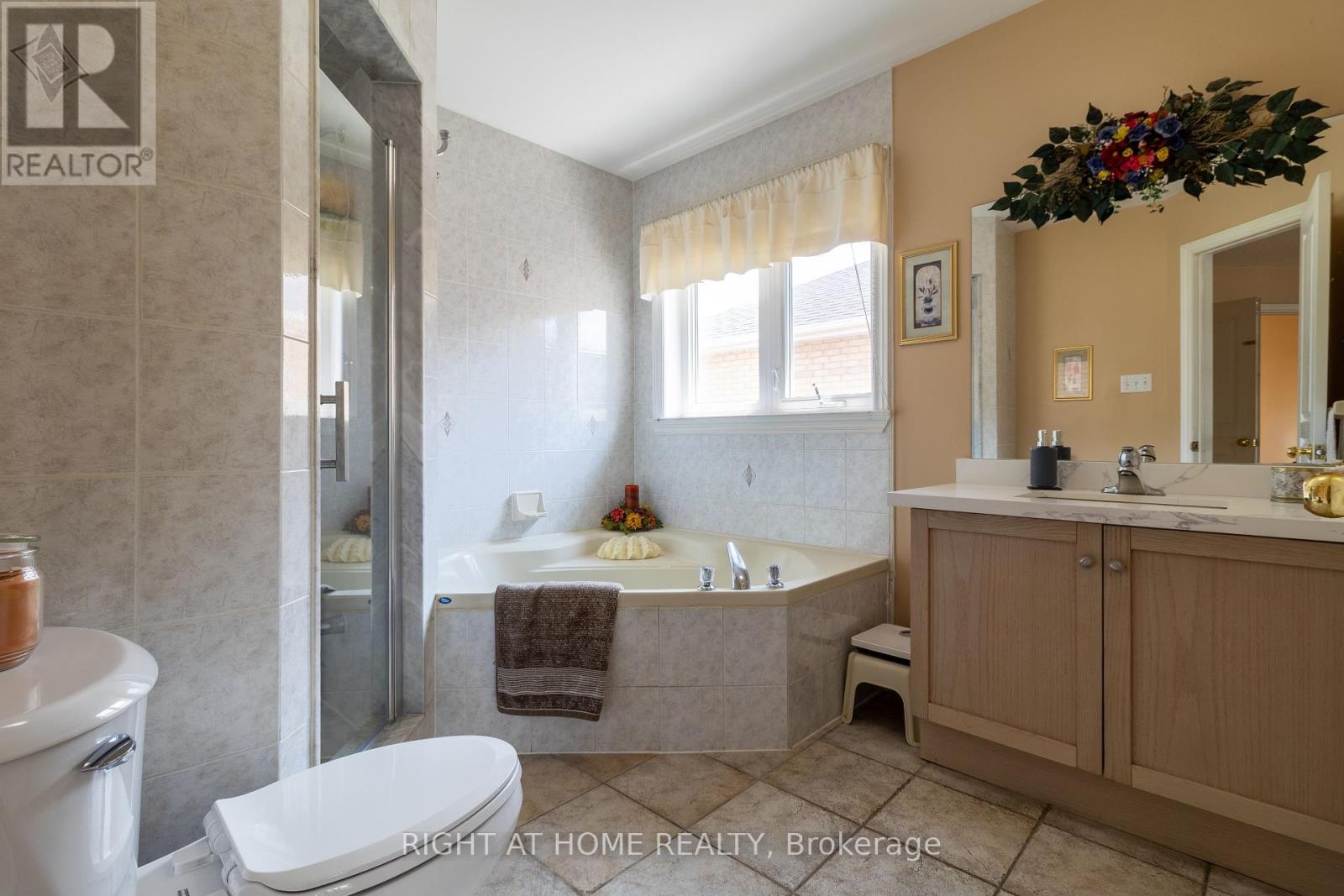 1887 Fairport Road, Pickering, Ontario  L1V 1T5 - Photo 17 - E12463996