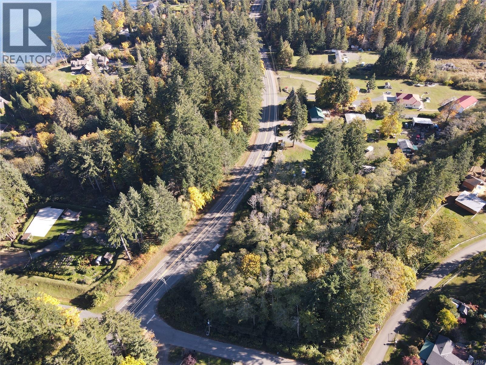 Lot 4 Island Hwy S, Royston, British Columbia  V9N 9T1 - Photo 2 - 1017516