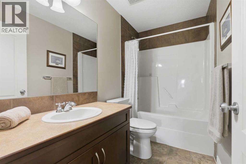 788 Luxstone Landing Sw, Airdrie, Alberta  T4B 3L1 - Photo 30 - A2263313