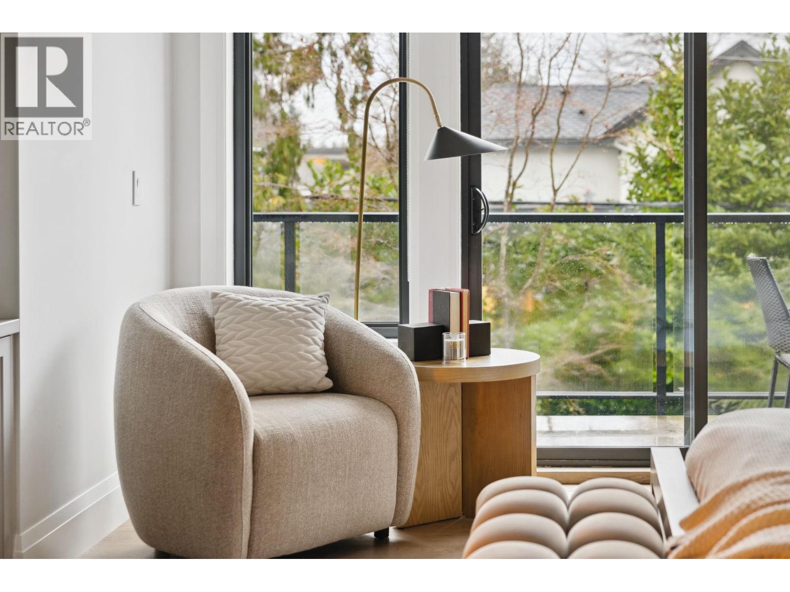 939 Forest Hills Drive, North Vancouver, British Columbia V7R 1M9 - Photo 29 - R3058805