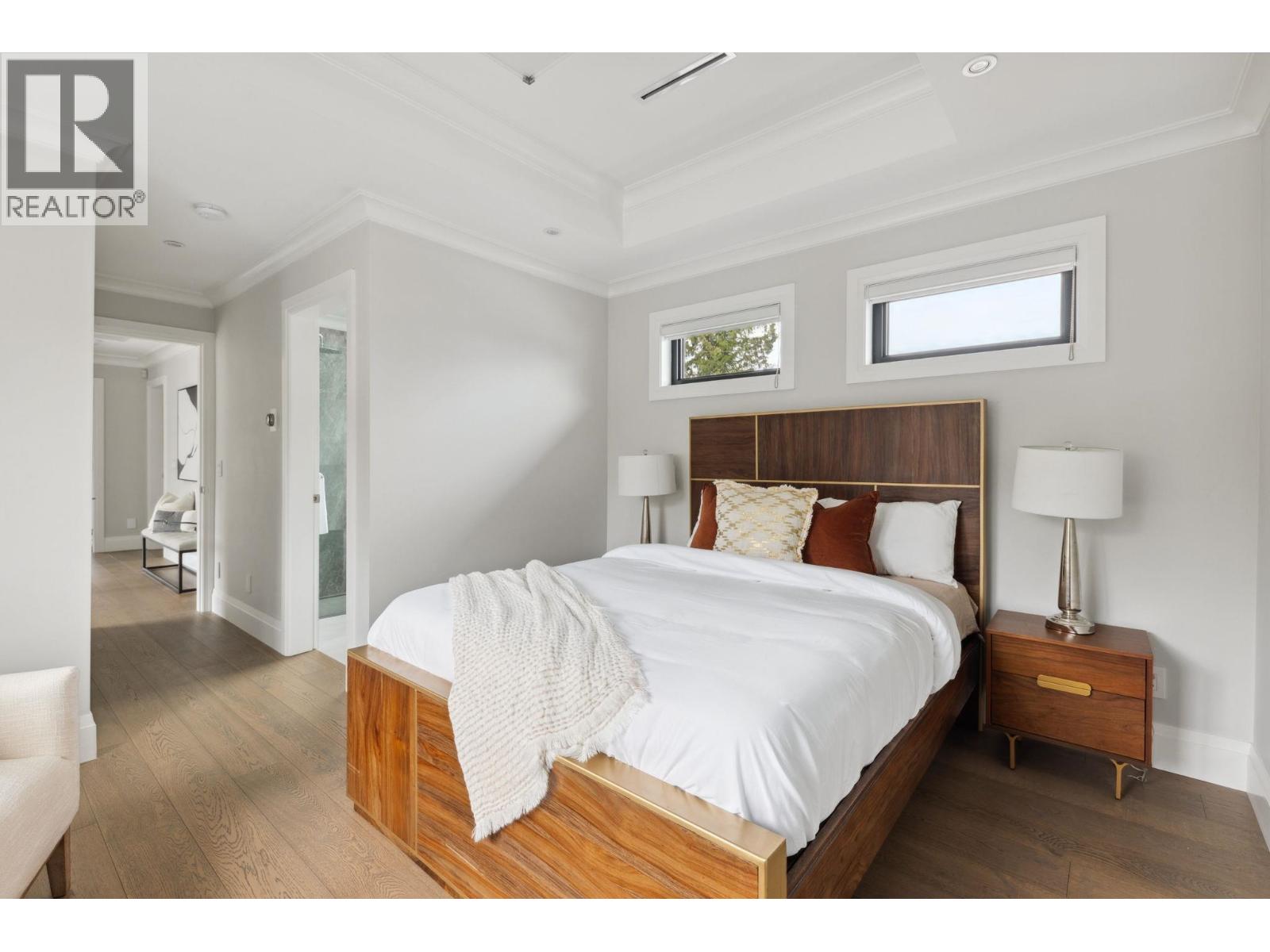 939 Forest Hills Drive, North Vancouver, British Columbia V7R 1M9 - Photo 31 - R3058805