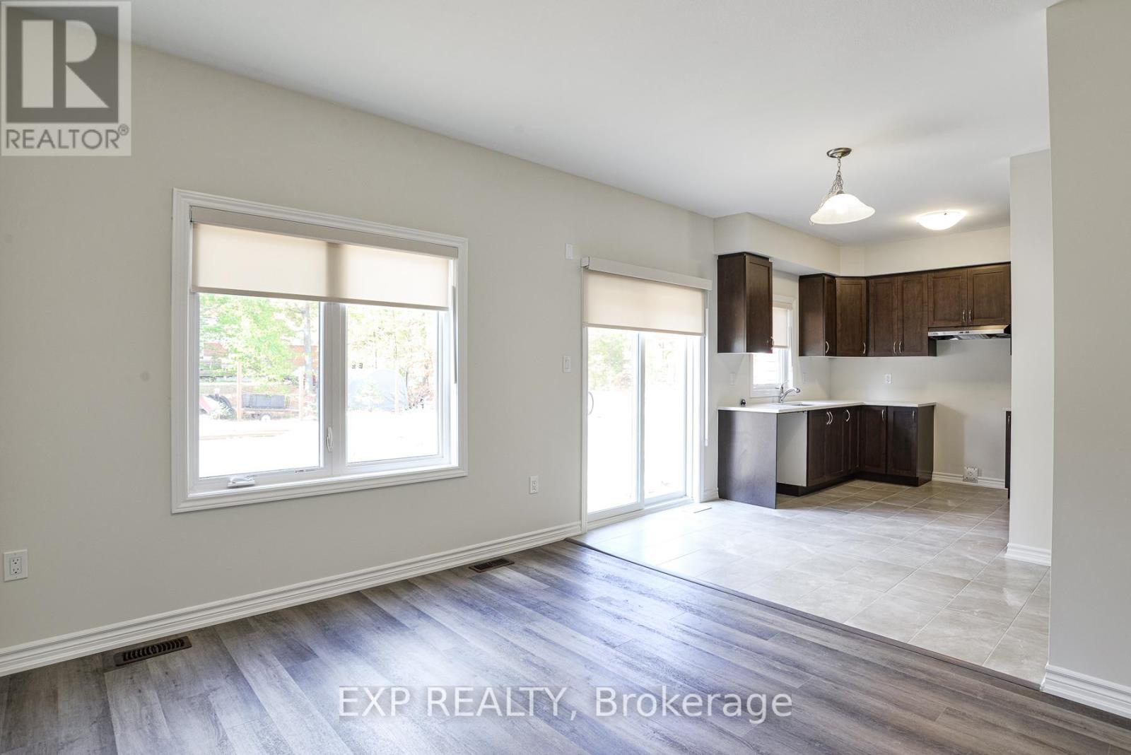 185 Beechwood Forest Lane, Gravenhurst, Ontario  P1P 0H8 - Photo 4 - X12457292