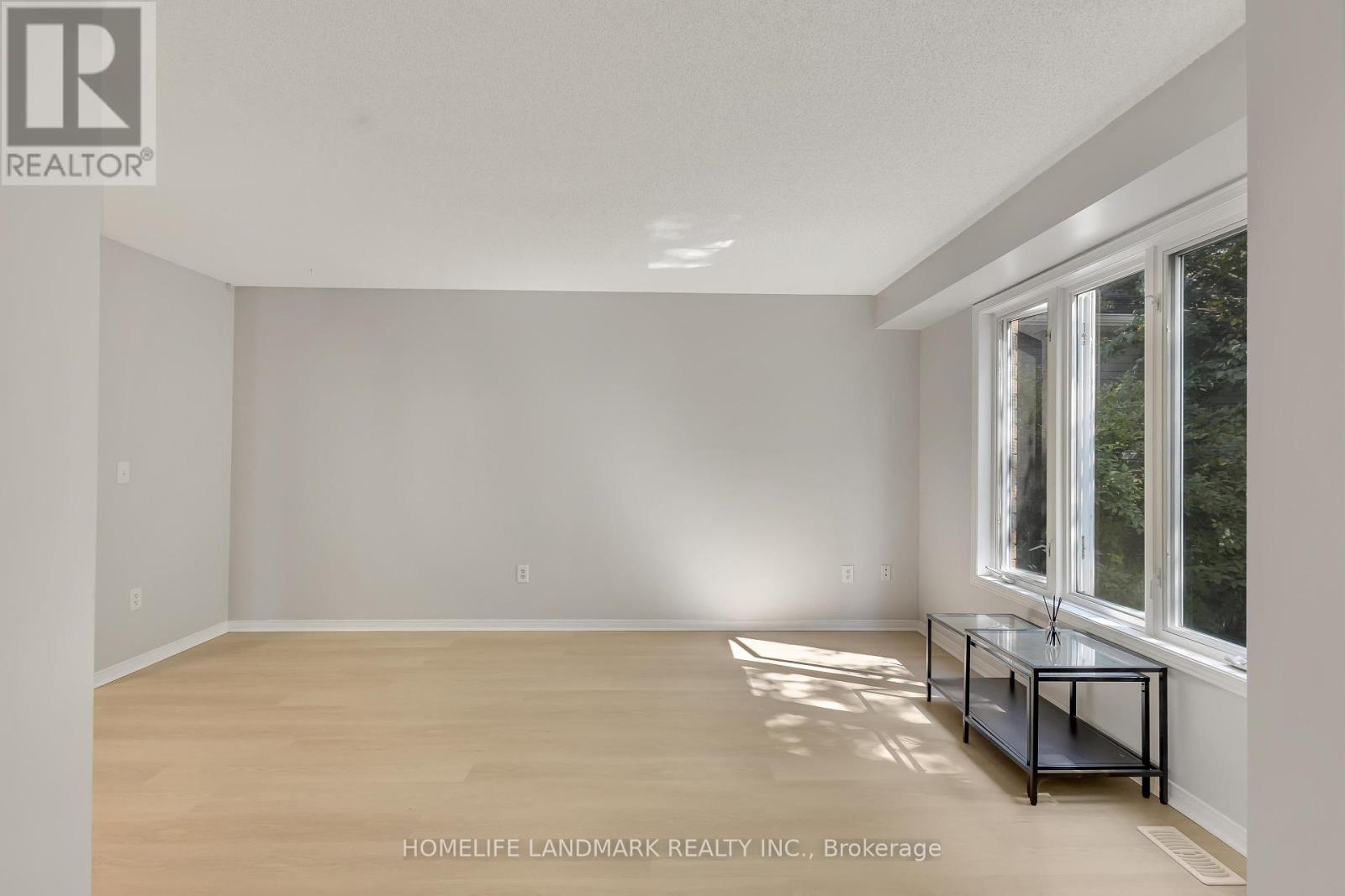 34 Southcreek Trail, Guelph, Ontario  N1G 4Y9 - Photo 12 - X12463858